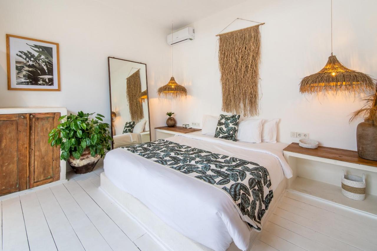 Villa Yogi Surf 3 Canggu Luaran gambar