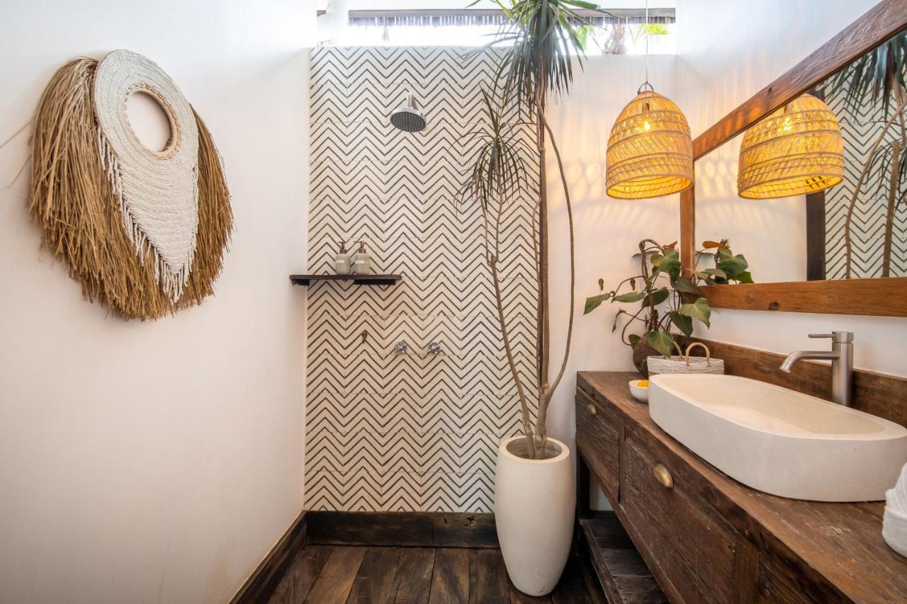 Villa Yogi Surf 3 Canggu Luaran gambar